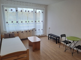 Prenájom 1,5-izbového bytu – Zvolen