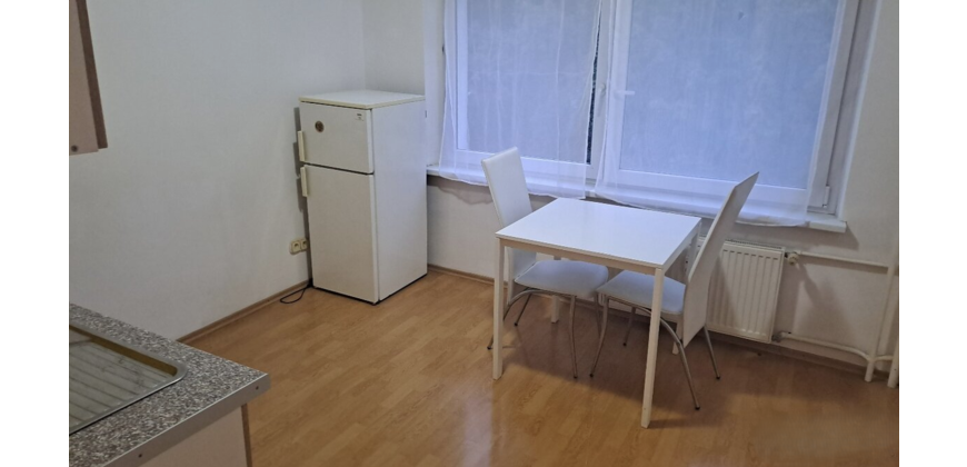 Prenájom 1izbový byt, Banská Bystrica, Príboj