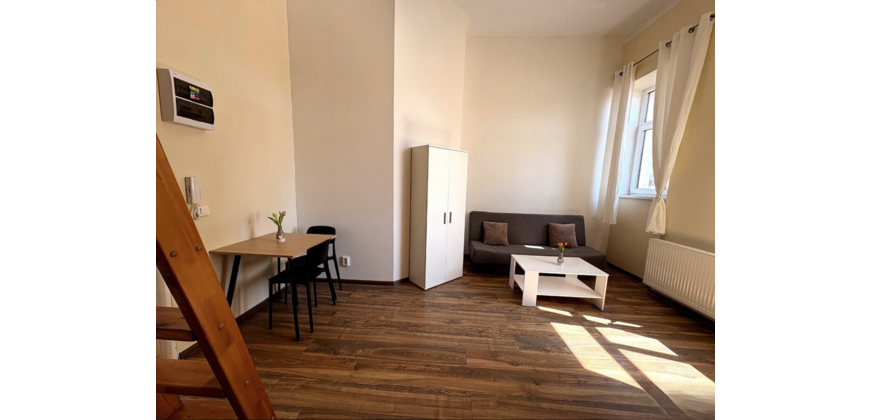 Na prenájom garsónka v centre mesta Liptovský Mikuláš